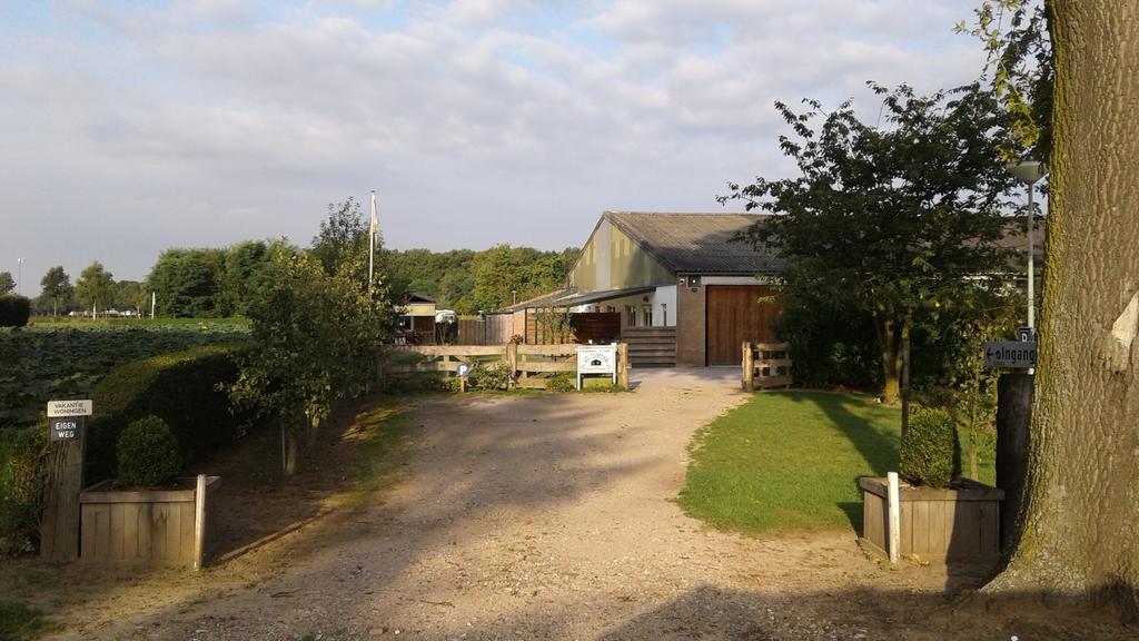 Camping En Vakantiewoning 'Ut Tumpke' Kessel  Exterior foto